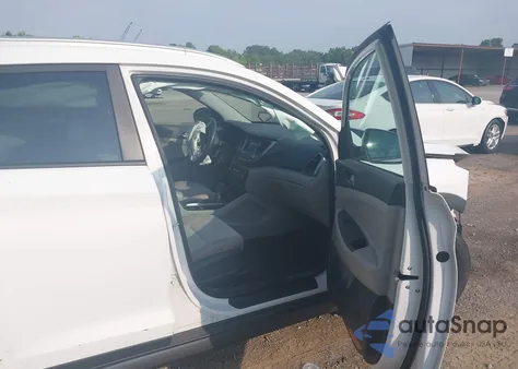 2016 Hyundai Tucson Se из США, поврежденный, VIN KM8J33A49GU145700